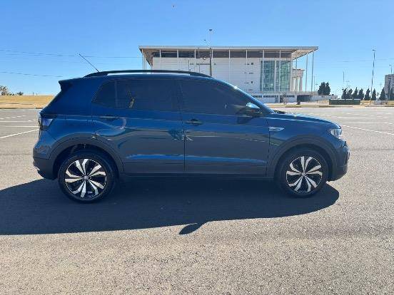VOLKSWAGEN T-CROSS 1.0 200 TSI TOTAL FLEX COMFORTLINE AUTOMÁTICO